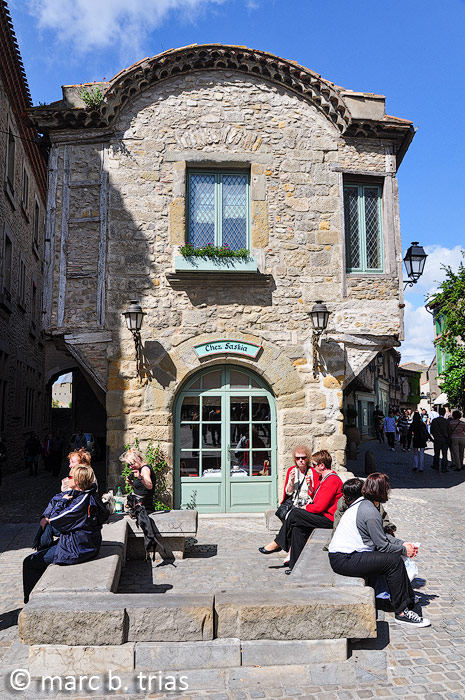 Casa peculiar al final de la rue Saint-Louis