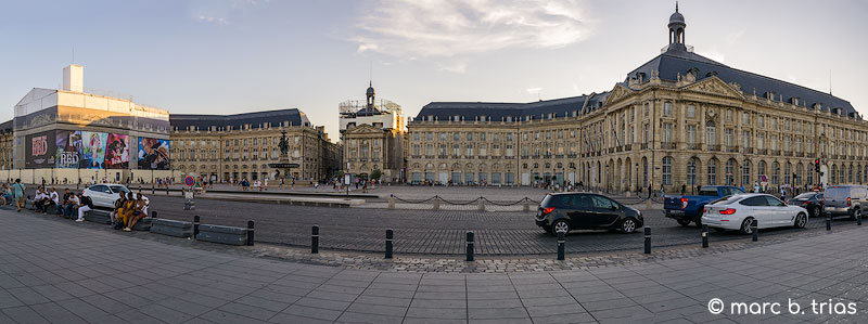 Panoràmica de la Plaça de la Borsa