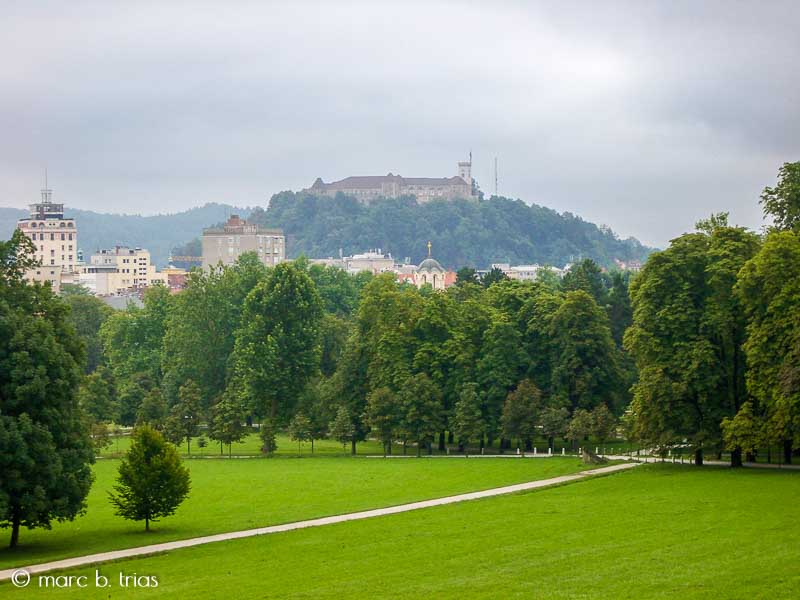 Park Tivoli amb el castell al fons